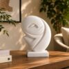 Modern Abstract Face Sculpture: The Perfect Home Decor Piece for Elegant Interiors